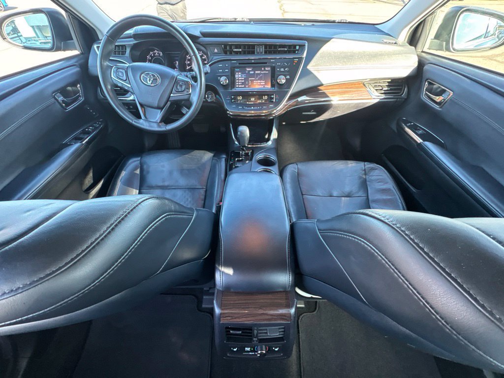 Used 2015 Toyota Avalon Limited FWD image 19