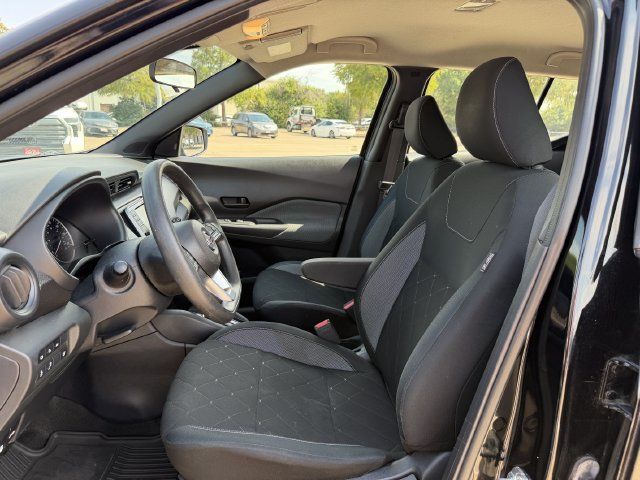 Used 2020 Nissan Kicks S FWD image 22