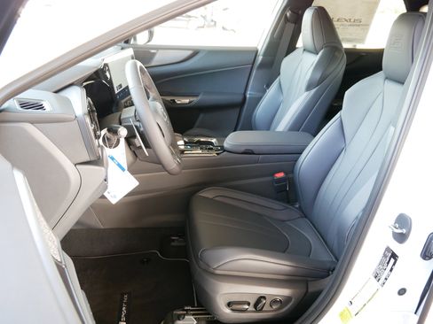 New 2026 Lexus NX 350 F Sport image 2