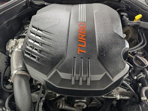 Used 2019 Kia Stinger GT1 RWD image 10