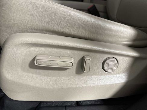 Used 2024 Honda Odyssey EX-L image 12