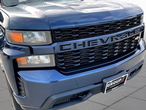 Used 2019 Chevrolet Silverado 1500 Custom w/ Custom Value Package RWD image 25