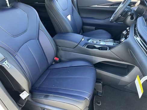 New 2026 INFINITI QX60 Sport w/ Dark Cargo Package image 11