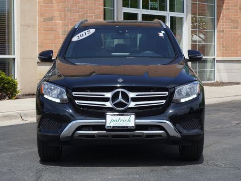 Used 2018 Mercedes-Benz GLC 300 4MATIC image 3