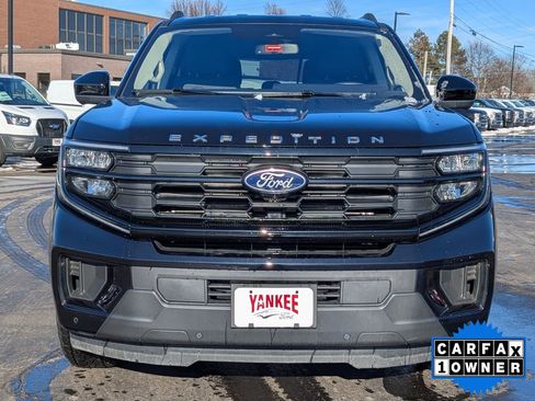 Certified 2025 Ford Expedition Active image 9