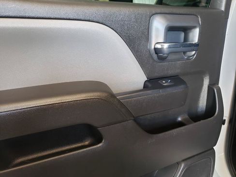 Used 2019 Chevrolet Silverado 2500 W/T AWD/4WD image 26
