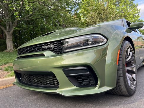 Used 2022 Dodge Charger SRT Hellcat w/ SRT Black Package image 77