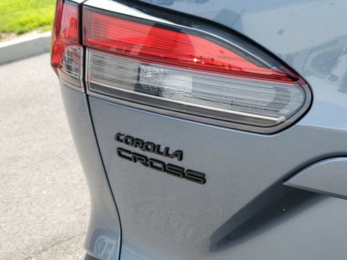 Certified 2026 Toyota Corolla Cross XLE w/ Convenience Package FWD image 7