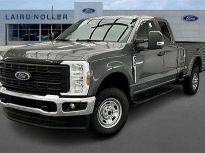 New 2025 Ford F350 XL w/ XL Chrome Package