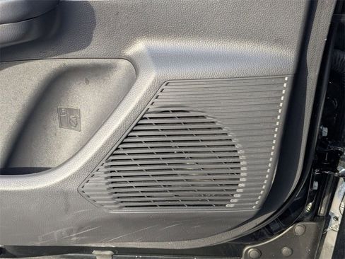 Used 2025 Toyota Prius LE image 15