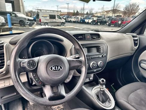 Used 2015 Kia Soul image 6