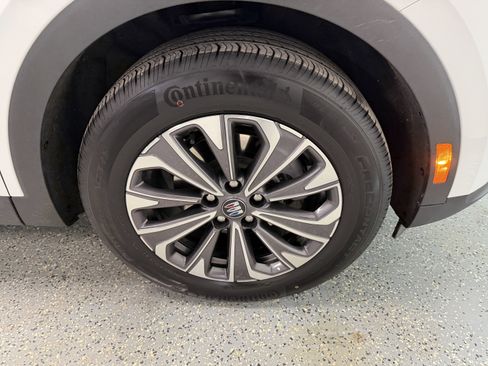 Used 2025 Buick Envision Preferred image 31