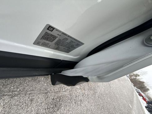 Certified 2020 Chevrolet Equinox LS w/ LS Convenience Package image 38