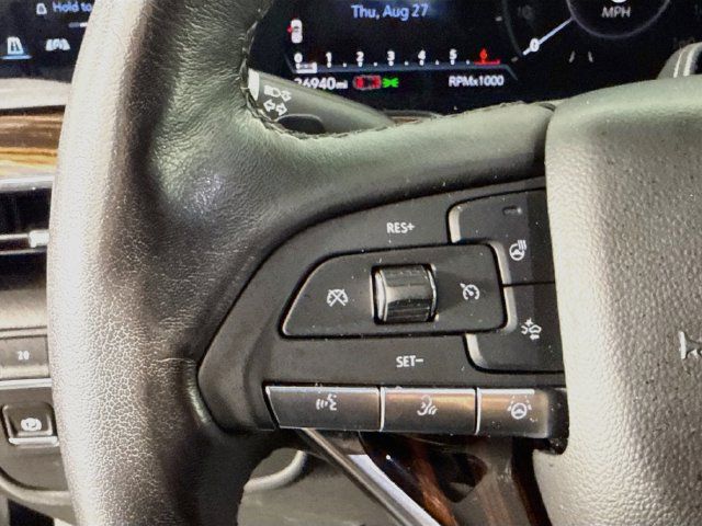 Used 2023 Cadillac Escalade ESV Premium Luxury AWD/4WD image 13