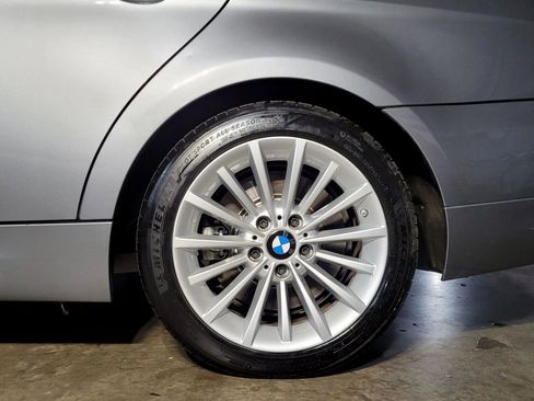 Used 2011 BMW 335i xDrive Sedan image 43