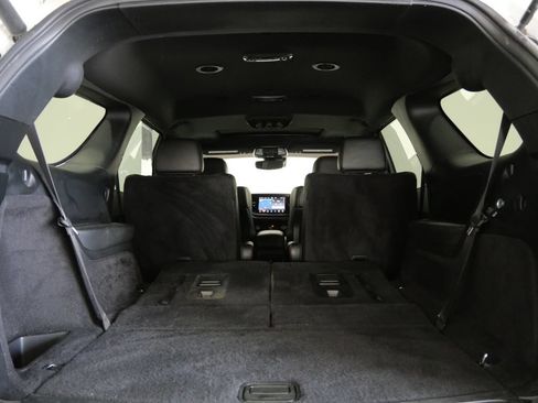 Used 2023 Dodge Durango R/T w/ Tow 'N Go Package AWD/4WD image 30