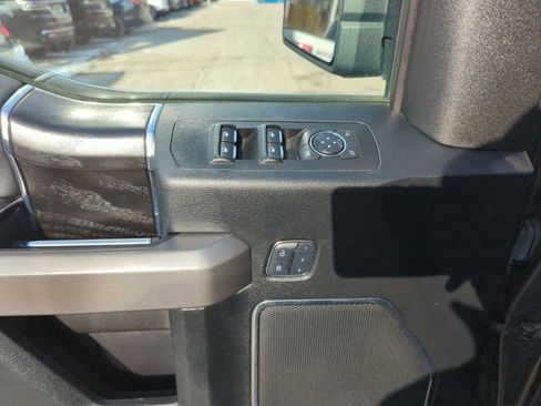 Used 2018 Ford F150 Platinum AWD/4WD image 16