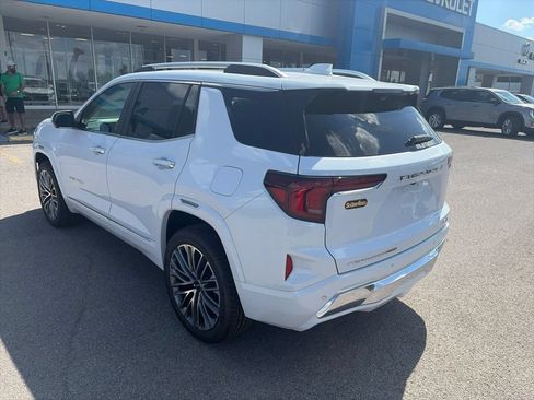 New 2027 GMC Terrain Denali w/ LPO, Floor Liner Package AWD/4WD image 4
