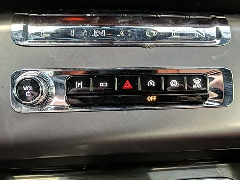 Certified 2025 Lincoln Aviator Reserve w/ Illumination Package image 21