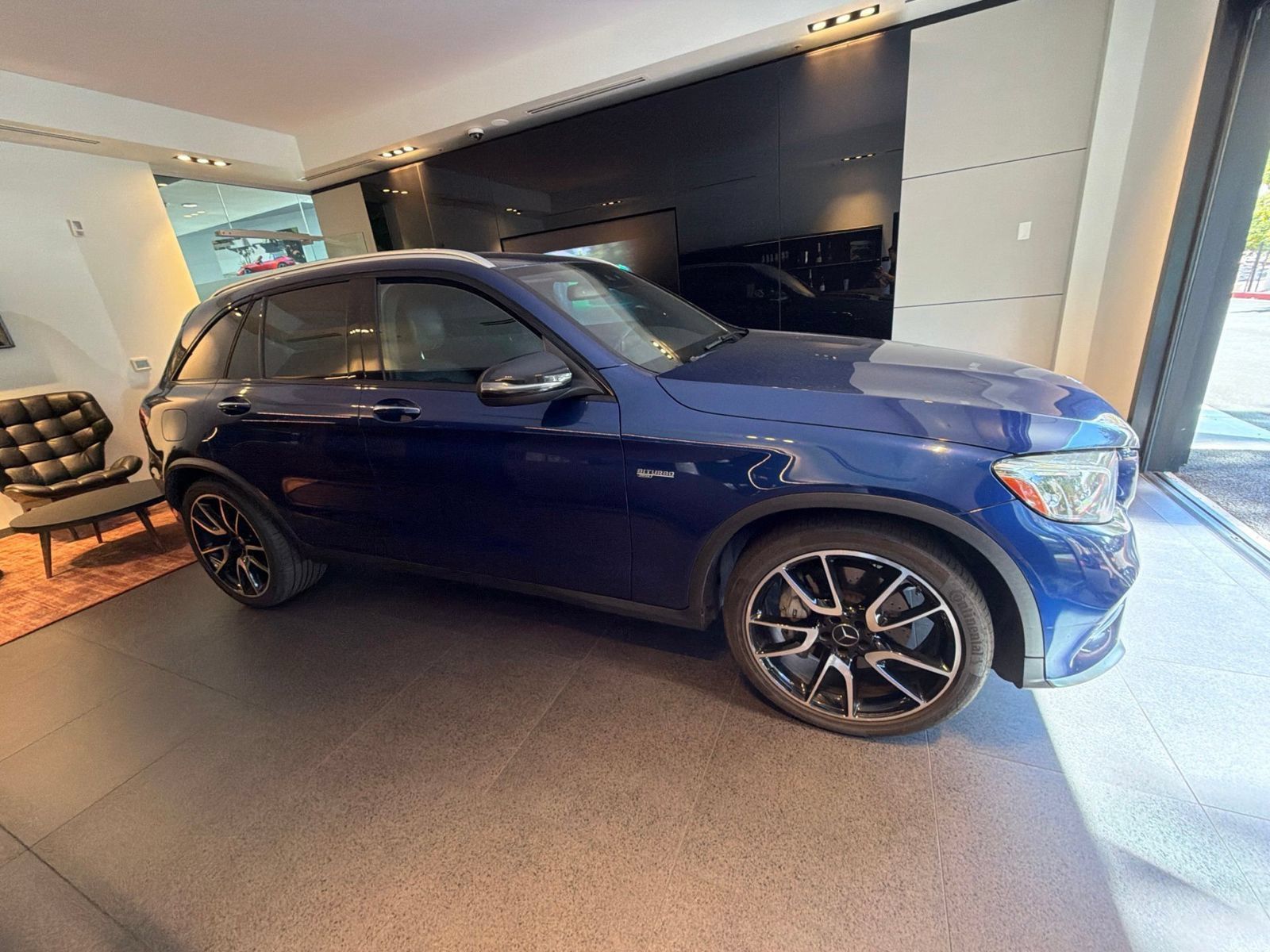 Used 2018 Mercedes-Benz GLC 43 AMG 4MATIC image 2