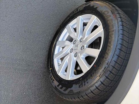 Used 2019 Honda Pilot LX image 36