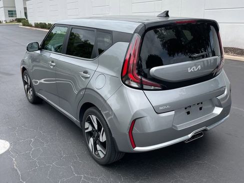 Used 2024 Kia Soul GT-Line FWD image 3