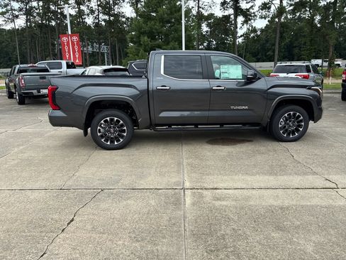 New 2026 Toyota Tundra Limited AWD/4WD image 8