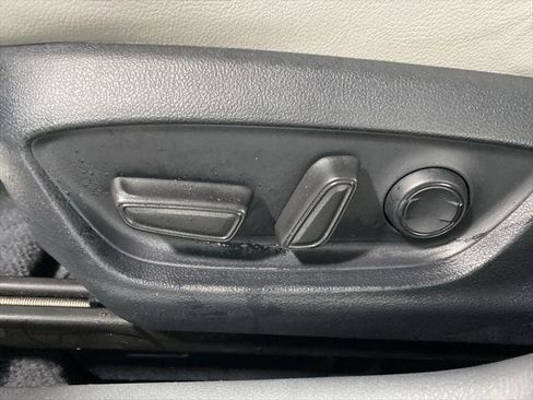 Certified 2023 Toyota Camry XLE image 18