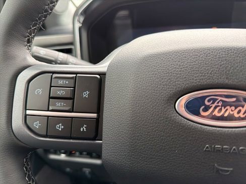 New 2026 Ford F250 Lariat w/ Black Appearance Package image 20