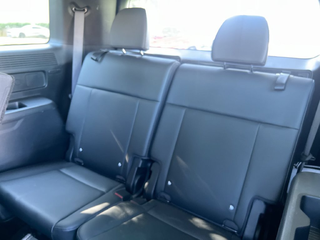 Used 2025 Hyundai Santa Fe SEL FWD image 23