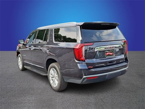 Used 2023 GMC Yukon XL SLT image 6