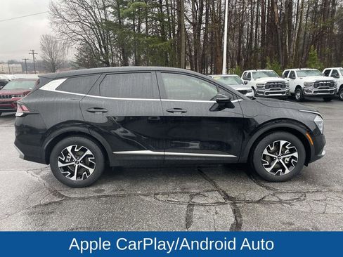 Used 2024 Kia Sportage EX image 9