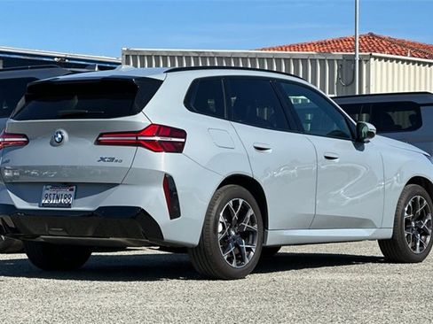 Used 2025 BMW X3 xDrive30i w/ Premium Package image 4