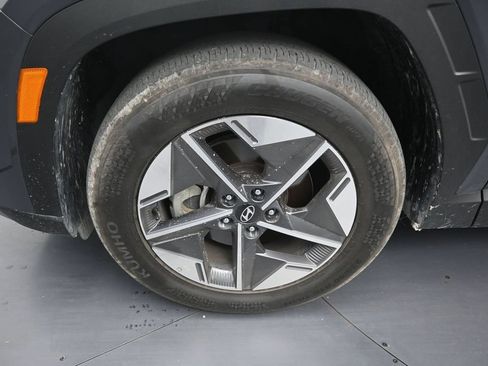 Used 2025 Hyundai Tucson SEL FWD image 9