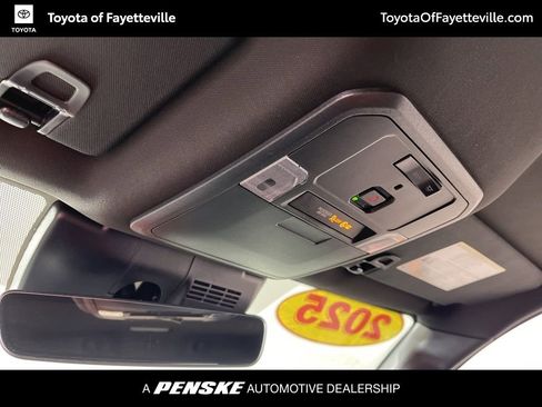 Certified 2025 Toyota Tacoma TRD Off-Road image 24