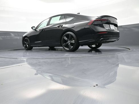 Used 2023 Honda Accord Sport image 30