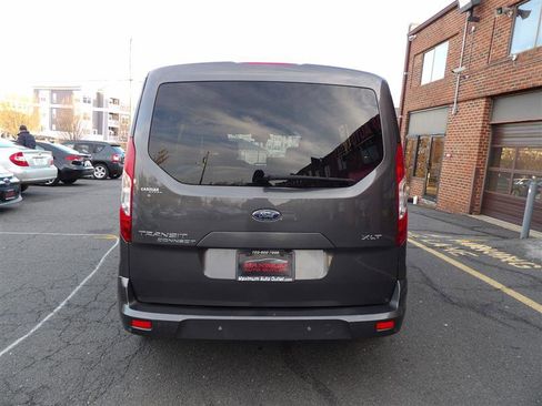 Used 2022 Ford Transit Connect XLT image 4