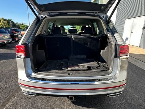 Used 2021 Volkswagen Atlas SE w/ Towing Package AWD/4WD image 17