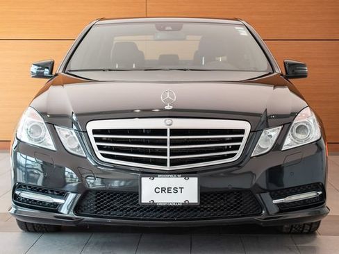 Used 2013 Mercedes-Benz E 550 4MATIC Sedan image 2