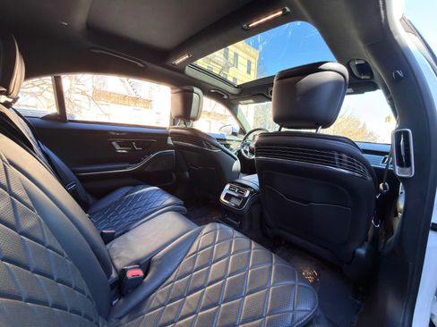 Used 2021 Mercedes-Benz S 580 4MATIC Sedan w/ AMG Line image 26