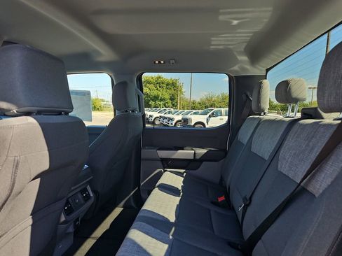 New 2026 Ford F250 XLT w/ FX4 Off-Road Package image 19
