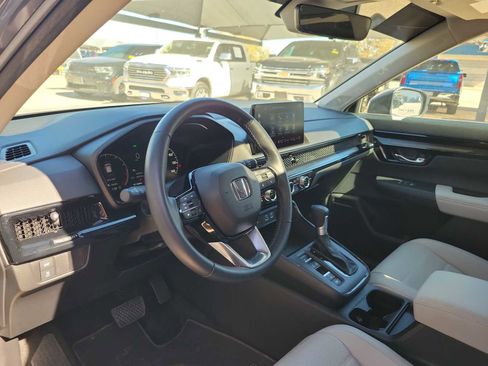 Used 2025 Honda CR-V EX-L image 2
