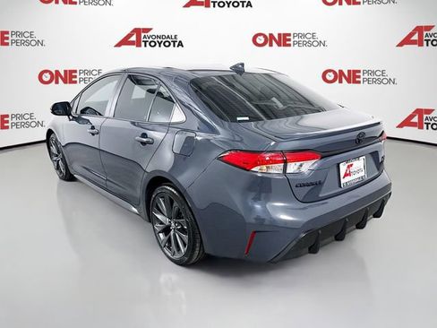 Certified 2025 Toyota Corolla SE FWD image 5
