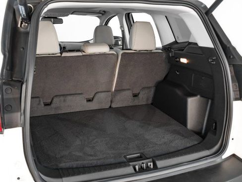 Used 2019 Ford Escape Titanium image 49