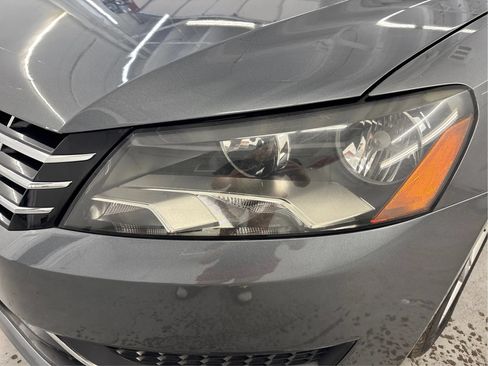 Used 2013 Volkswagen Passat TDI SE FWD image 32