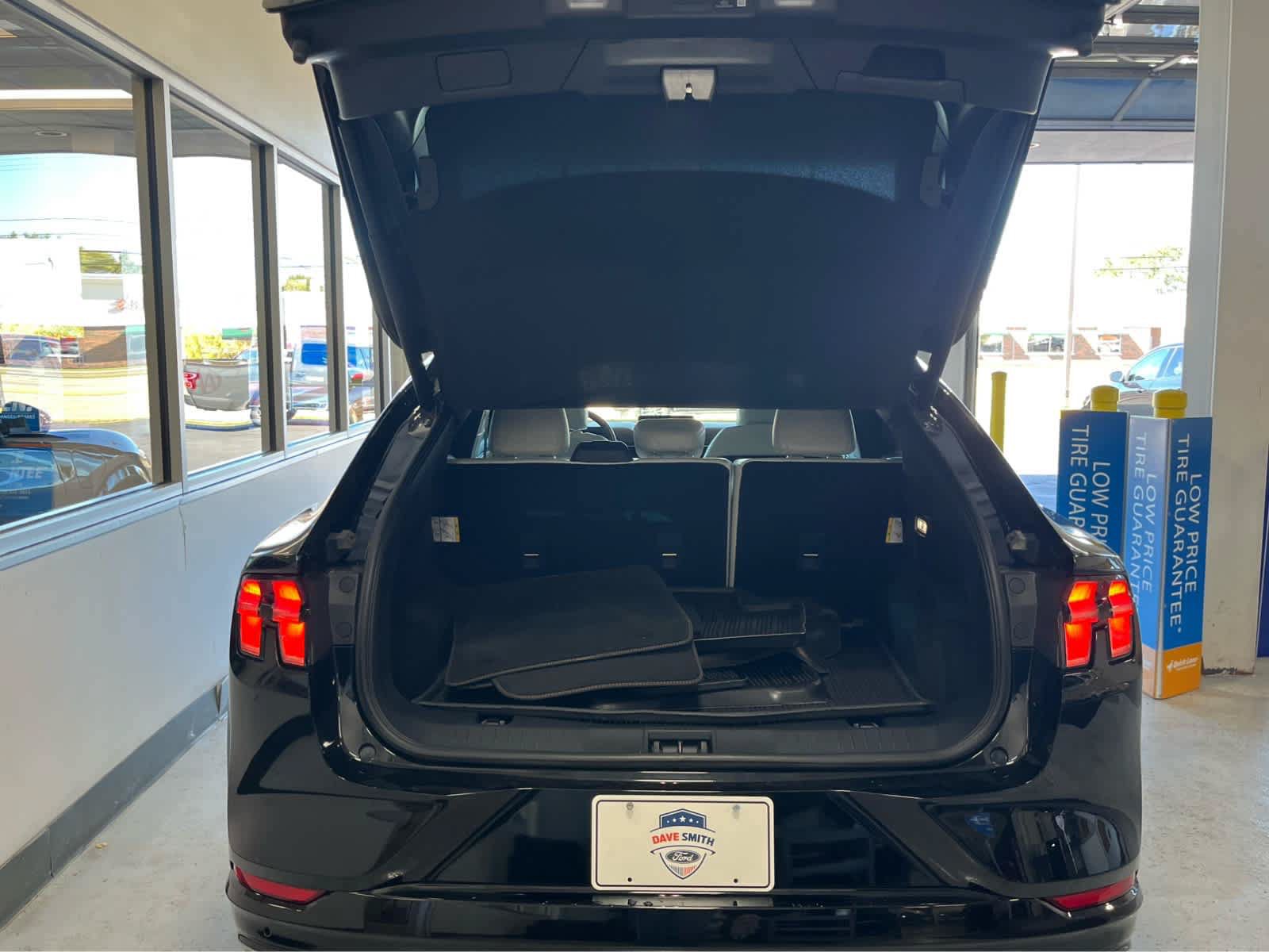 Used 2023 Ford Mustang Mach-E Premium AWD/4WD image 10