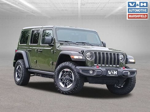 Used 2022 Jeep Wrangler Unlimited Rubicon w/ Cold Weather Group AWD/4WD image 1