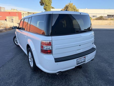 Used 2017 Ford Flex SE FWD image 10