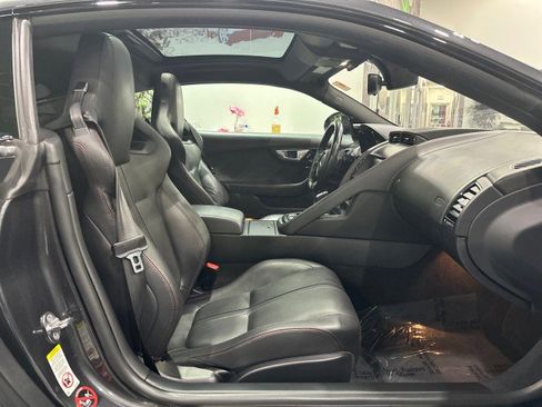 Used 2017 Jaguar F-TYPE Coupe RWD image 45