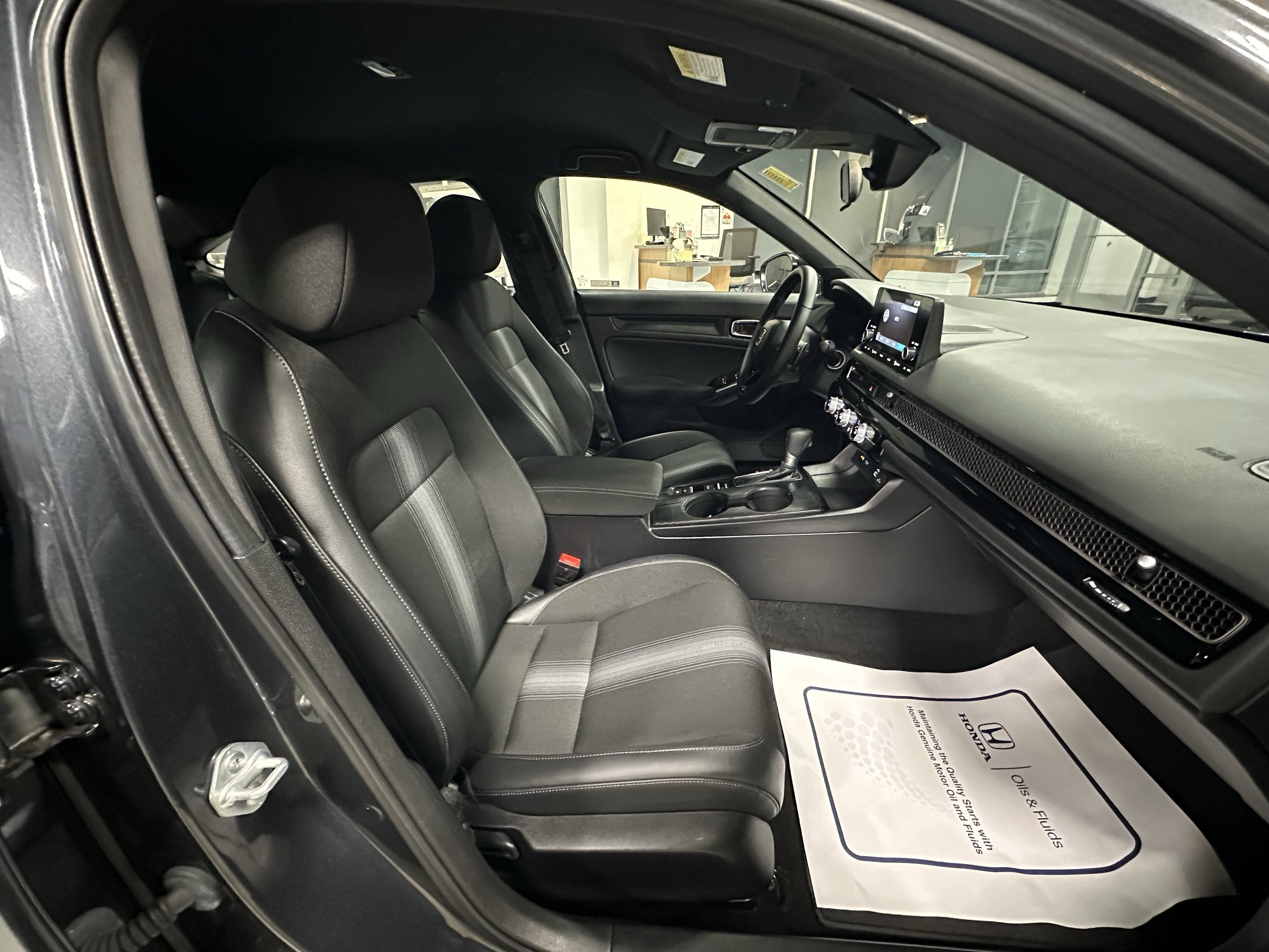 Used 2024 Honda Civic Sport image 22